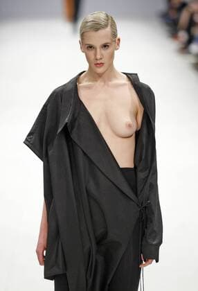 February 8, 2017 - Kiev, Ukraine - A model presents a creation by Ukrainian brand CHUYKO, during the Ukrainian Fashion Week in Kiev, Ukraine, on 08 February 2017. The fashion event presents Fall Winter 2017 18 collections by Ukrainian and International designers from 4 to 8 February. Kiev Ukraine - ZUMAg194 20170208_zap_g194_004 Copyright: xSergxGlovnyx