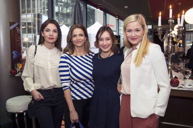 Nadine Warmuth, Rebecca Immanuel, Maike von Bremen und Judith Hoersch beim Blaue Blume Award 2017 im Historischen Frühstückssaal im Sony Center am Potsdamer Platz. Berlin, 08.02.2017 Foto:xK.xWernerx xFuturexImage