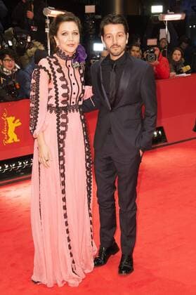 Maggie Gyllenhaal and Diego Luna attending the opening ceremony with the Django premiere at the 67th Berlin International Film Festival Berlinale 2017 at Berlinale Palast on February 9, 2017 in Berlin, Germany. Foto:xF.xKernx xFuturexImage