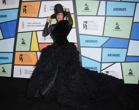 February 9, 2017 - Hollywood, CA, United States - 09 February 2017 - Hollywood, California - Erykah Badu. 8th Annual Essence Black Women In Music held at the NeueHouse Hollywood. Photo Credit: AdMedia Hollywood United States - ZUMAa123 20170209_zaa_a123_003 Copyright: xBirdiexThompsonx