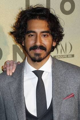 Dev Patel CELEBRITES : Premiere Filmpremiere Film Lion - Paris - 10 02 2017 GwendolineLeGoff Panoramic 