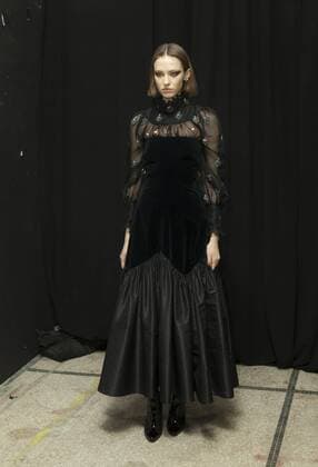 USA: New York Fashion week Fall 2017 Jill Stuart Model shows off dress by Jill Stuart backstage in preparation for presentation during New York Fashion week Fall 2017 at 195 Broadway.  LevxRadin
