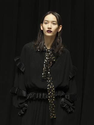 USA: New York Fashion week Fall 2017 Jill Stuart Model shows off dress by Jill Stuart backstage in preparation for presentation during New York Fashion week Fall 2017 at 195 Broadway.  LevxRadin