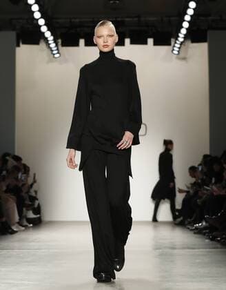 A model walks on the runway at the Verdad FW 17 show at New York Fashion Week at Pier 59 Studios on February 12, 2017 in New York City.  NYP20170212125 JOHNxANGELILLO