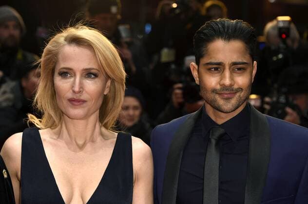 Gillian Anderson and Manish Dayal attending the Viceroy s House premiere at the 67th Berlin International Film Festival Berlinale 2017 at Berlinale Palast on February 12, 2017 in Berlin, Germany. Foto:xF.xKernx xFuturexImage