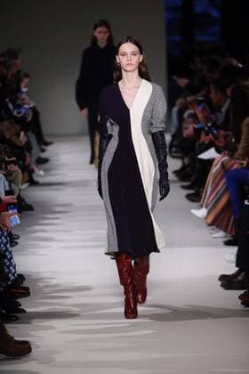 . 12 02 2017. New York, United States. Victoria Beckham show at New York Fashion Week for Autumn Winter 2017  xi-Imagesx IIM-14378-0003