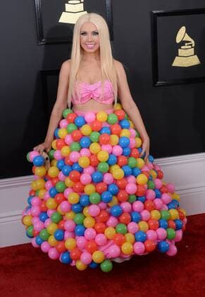 Recording artist Girl Crush arrives for the 59th annual Grammy Awards held at Staples Center in Los Angeles on February 12, 2017.  LAP20170212062 JIMxRUYMEN