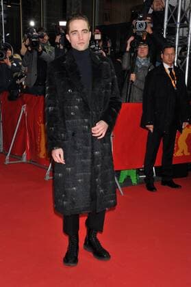 67th Berlin International Film Festival. Berlinale. Red Carpet film The Lost City of Z . Pictured: Robert Pattinson  Copyright: xLennyx xIPAx xPoolxRoma2x