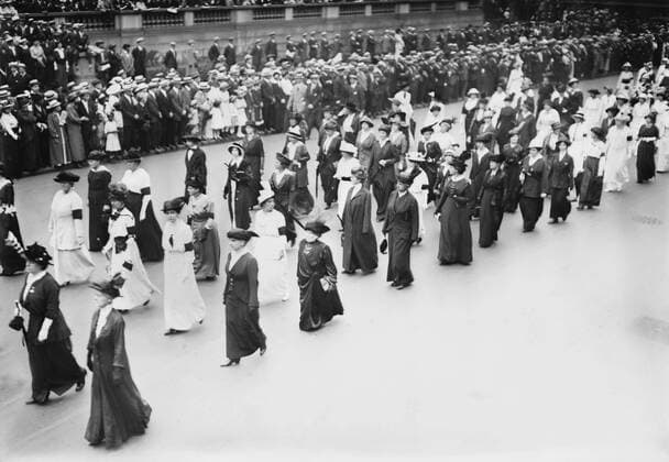 November 15, 2016 - Women s Peace Parade shortly after Start of World War I, Fifth Avenue, New York City, New York, USA, Bain News Service, August 29, 1914 - ZUMAg145 20161115_zza_g145_010 Copyright: xJTxVintagex