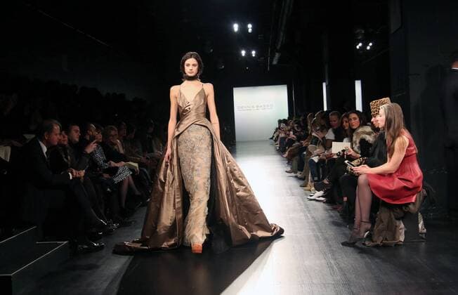 February 14, 2017 - New York, New York, U.S. - Dennis Basso F W 2017 Fashion Show.Skylight Clarkson Square, NYC.February 14, 2017.Photos by , Photos Inc.2017 New York U.S. - ZUMAms4_ 20170214_zaf_ms4_023 Copyright: xSoniaxMoskowitzx
