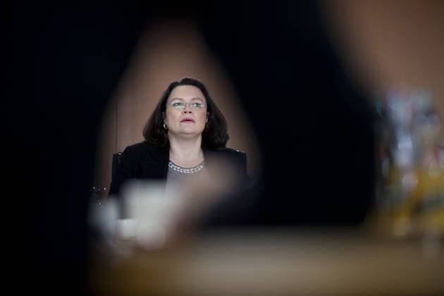 Andrea Nahles, Kabinett DEU, Deutschland, Germany, Berlin, 15.02.2017 Andrea Nahles, Bundesministerin fuer Arbeit und Soziales, SPD, vor der Kabinettssitzung im Berliner Kanzleramt. Andrea Nahles, Minister of Work and Social Issues, SPD, during a cabinet meeting at the chancellor office in Berlin.