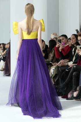 A model presents Fall Winter creations of the Spanish brand Delpozo during New York Fashion Week in New York, United States, 15 February 2017. The collection created by Catalan designer Josep Font is inspired in the spirituality of the Nabi art and the abstract sculpture. DELPOZO PRESENTS NEW COLLECTION INSPIRED IN THE NABI ART IN NEW YORK !ACHTUNG: NUR REDAKTIONELLE NUTZUNG!  Copyright: xMiguelxRajmilx NYC001 20170215-636227919886490587