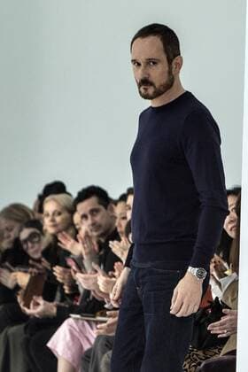 Josep Font, designer of the Spanish brand Delpozo, greets the public after presenting his Fall Winter colleciton during New York Fashion Week in New York, United States, 15 February 2017. The collection is inspired in the spirituality of the Nabi art and the abstract sculpture. DELPOZO PRESENTS NEW COLLECTION INSPIRED IN THE NABI ART IN NEW YORK !ACHTUNG: NUR REDAKTIONELLE NUTZUNG!  Copyright: xMiguelxRajmilx NYC001 20170215-636227999896514827
