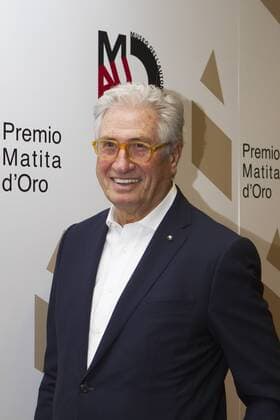 Italy: Designer Giorgetto Giugiaro receives career award Italian automobile designer Giorgetto Giugiaro receives career award at Turin Automobile Museum  MarcoxDestefanis