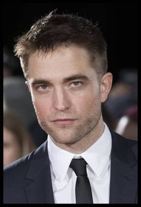 . 16 02 2017. London, United Kingdom. Robert Pattinson arriving at The Lost City of Z premiere in London.  xStephenxLockx xi-Imagesx IIM-14400-0034