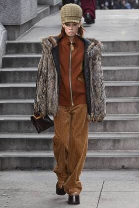 . 16 02 2017. New York, United States. Marc Jacobs show at New York Fashion Week for Autumn Winter 2017.  xi-Imagesx IIM-14404-0018