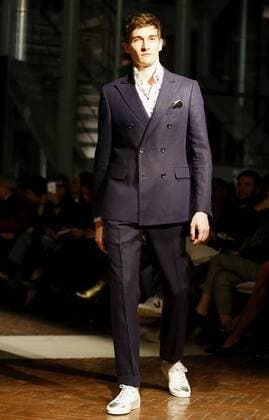 A model presents the creations of Spanish designer Roberto Verino, inspired by Otto Preminger s film Bonjour Tristesse at the Real Casa de Correos, during the first day of the Mercedes-Benz Fashion Week Madrid in Madrid, Spain, 16 February 2017. ROBERTO VERINO S FASHION SHOW AT MADRID FASHION WEEK !ACHTUNG: NUR REDAKTIONELLE NUTZUNG!  Copyright: xJ.P.GANDULx MAD001 20170217-636228890431642864