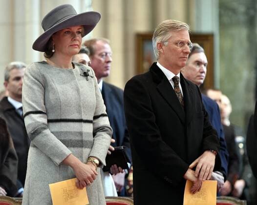Belgische Royals anlässlich einer Messe für die Verstorbenen der Familie Queen Mathilde of Belgium and King Philippe - Filip of Belgium pictured during a special Mass to commemorate the deceased members of the Belgian Royal Family, at the Onze-Lieve-Vrouwkerk - Eglise Notre-Dame, in Laeken-Laken, Brussels, Friday 17 February 2017.  ERICxLALMAND 05049214