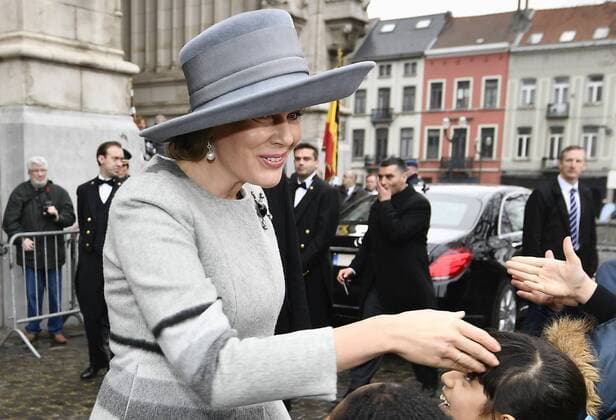 Belgische Royals anlässlich einer Messe für die Verstorbenen der Familie Queen Mathilde of Belgium pictured during a special Mass to commemorate the deceased members of the Belgian Royal Family, at the Onze-Lieve-Vrouwkerk - Eglise Notre-Dame, in Laeken-Laken, Brussels, Friday 17 February 2017.  ERICxLALMAND 05049241