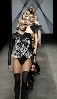 Madrid Fashion Week - Maya Hansen Modenschau Models take to the catwalk creations from the Fall Winter 2017 collection of designer Maya Hansen during the Mercedes-Benz Fashion Week Madrid (MBFWM) held at the IFEMA Congress and Events center in Madrid, 17 February 2017. THE MBFWM runs from 16 to 21 February. MADRID FASHION WEEK !ACHTUNG: NUR REDAKTIONELLE NUTZUNG!  Copyright: xZipix 20170217-636229459070679120