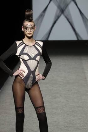 Madrid Fashion Week - Maya Hansen Modenschau A model takes to the catwalk a creation from the Fall Winter 2017 collection of designer Maya Hansen during the Mercedes-Benz Fashion Week Madrid (MBFWM) held at the IFEMA Congress and Events center in Madrid, 17 February 2017. THE MBFWM runs from 16 to 21 February. MADRID FASHION WEEK !ACHTUNG: NUR REDAKTIONELLE NUTZUNG!  Copyright: xZipix 20170217-636229461179616082