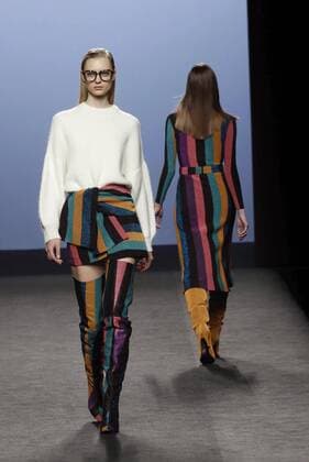 Models take to the catwalk creations from the Fall Winter 2017 collection of designer Maria Escote at the Mercedes-Benz Fashion Week Madrid (MBFWM) held at the IFEMA Congress and Events center in Madrid, 17 February 2017. THE MBFWM runs from 16 to 21 February. MADRID FASHION WEEK !ACHTUNG: NUR REDAKTIONELLE NUTZUNG!  Copyright: xZipix 20170217-636229472687120548