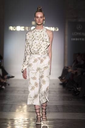 Model bei der Roberto Verino Fashion Show auf der Mercedes-Benz Fashion Week Madrid Autumn Winter 2017. Madrid, 16.02.2017 Roberto Verino Model  Foto:xDyDxFotografosx xFuturexImage