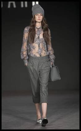 . 17 02 2017. London, United Kingdom. DAKS show on opening day of London Fashion Week for Autumn Winter 2017.  xStephenxLockx xi-Imagesx IIM-14414-0006