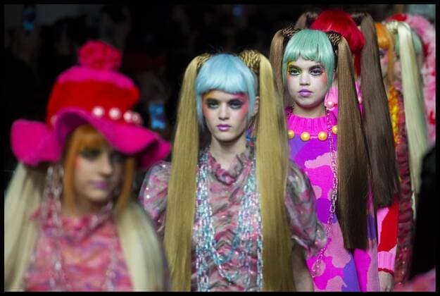 . 18 02 2017. London, United Kingdom. Models walk the catwalk for the Ryan Lo show on the second day of London Fashion Week 2017 at 180 The Strand, London, UK,  xBenxStevensx xi-Imagesx IIM-14426-0007