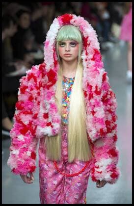 . 18 02 2017. London, United Kingdom. Models walk the catwalk for the Ryan Lo show on the second day of London Fashion Week 2017 at 180 The Strand, London, UK,  xBenxStevensx xi-Imagesx IIM-14426-0010