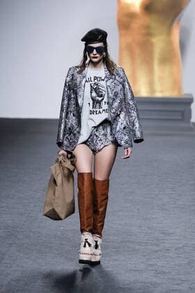 February 18, 2017 - Madrid, Spain - A model walks the runway at then ANA LOCKING show during the Mercedes-Benz Madrid Fashion Week Autumn Winter 2017 2018 at IFEMA on February 18, 2017 in Madrid, Spain Madrid Spain  - ZUMAn230 20170218_zaa_n230_046 Copyright: xOscarxGonzalezx