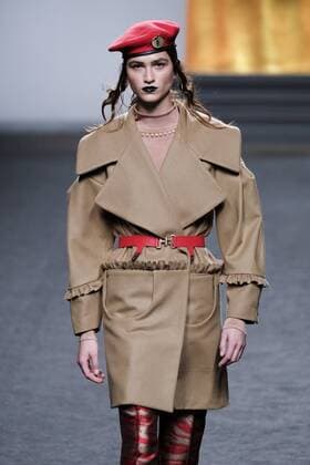 February 18, 2017 - Madrid, Spain - A model walks the runway at then ANA LOCKING show during the Mercedes-Benz Madrid Fashion Week Autumn Winter 2017 2018 at IFEMA on February 18, 2017 in Madrid, Spain Madrid Spain  - ZUMAn230 20170218_zaa_n230_067 Copyright: xOscarxGonzalezx