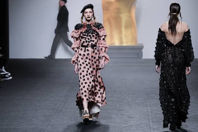 February 18, 2017 - Madrid, Spain - A model walks the runway at then ANA LOCKING show during the Mercedes-Benz Madrid Fashion Week Autumn Winter 2017 2018 at IFEMA on February 18, 2017 in Madrid, Spain Madrid Spain  - ZUMAn230 20170218_zaa_n230_053 Copyright: xOscarxGonzalezx