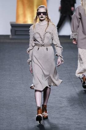 February 18, 2017 - Madrid, Spain - A model walks the runway at then ANA LOCKING show during the Mercedes-Benz Madrid Fashion Week Autumn Winter 2017 2018 at IFEMA on February 18, 2017 in Madrid, Spain Madrid Spain  - ZUMAn230 20170218_zaa_n230_065 Copyright: xOscarxGonzalezx