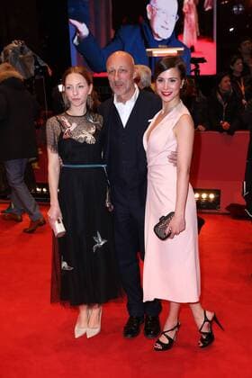 Katharina Schüttler, Oliver Hirschbiegel und Aylin Tezel bei der Abschluss Gala der 67. Internationale Filmfestspiele Berlin Berlinale am 18.02.2017 in Berlin Berlinale 2017- Abschluss Gala Closing Ceremony 