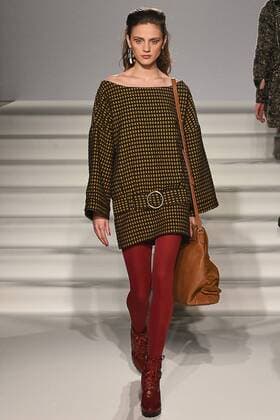 February 17, 2017 - London, England, United Kingdom - British designer Paul Costelloe presents his aw17 collection at London Fashion Week on Feb 17th 2017 at the Wardof Hilton hotel in Aldwych London. London United Kingdom  - ZUMAn230 20170217_zaa_n230_983 Copyright: xKarynxLouisex