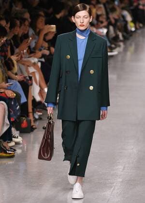February 17, 2017 - London, England, United Kingdom - A model walks the runway at the Eudon Choi show during the London Fashion Week February 2017 collections on February 17, 2017 in London, England. London United Kingdom  - ZUMAn230 20170217_zaa_n230_1015 Copyright: xKarynxLouisex