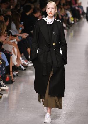 February 17, 2017 - London, England, United Kingdom - A model walks the runway at the Eudon Choi show during the London Fashion Week February 2017 collections on February 17, 2017 in London, England. London United Kingdom  - ZUMAn230 20170217_zaa_n230_1021 Copyright: xKarynxLouisex