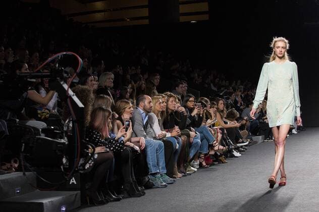 Model bei der Teresa Helbig Fashion Show auf der Mercedes-Benz Fashion Week Madrid Autumn Winter 2017. Madrid, 18.02.2017 Teresa Helbig Model  Foto:xDyDxFotografosx xFuturexImage