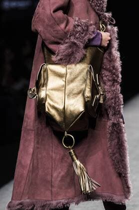 Model bei der Marcos Luengo Fashion Show auf der Mercedes-Benz Fashion Week Madrid Autumn Winter 2017. Madrid, 19.02.2017 Marcos Luengo Model  Foto:xDyDxFotografosx xFuturexImage