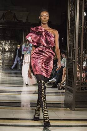 London, UK, 18 February 2017. A model walks the runway during the Ashley Isham show at Fashion Scout, London Fashion Week. Ashley Isham, Fashion Scout, London Fashion Week, London, UK 