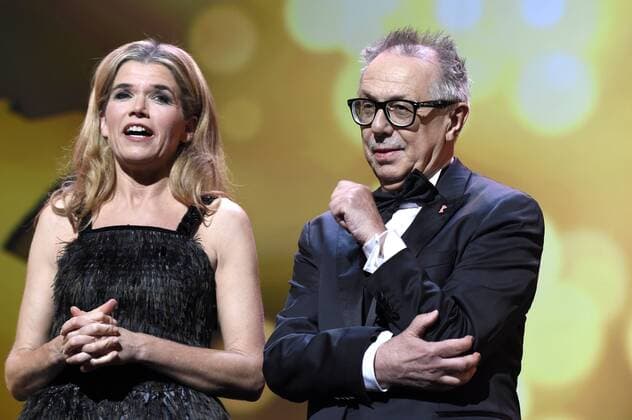 Anke Engelke und Dieter Kosslick während der Preisverleihung auf der Berlinale 2017 67. Internationale Filmfestspiele Berlin im Berlinale Palast. Berlin, 18.02.2017 Foto:xF.xKernx xFuturexImage