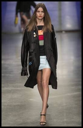London Fashion Week - Topshop Unique Modenschau . 19 02 2017. London, United Kingdom. Topshop Unique show on day three of London Fashion Week for Autumn Winter 2017.  xStephenxLockx xi-Imagesx IIM-14434-0002