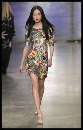 London Fashion Week - Topshop Unique Modenschau . 19 02 2017. London, United Kingdom. Topshop Unique show on day three of London Fashion Week for Autumn Winter 2017.  xStephenxLockx xi-Imagesx IIM-14434-0020
