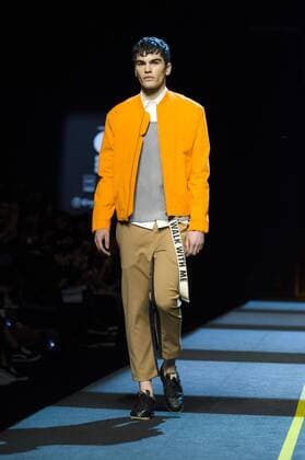 Model bei der Moises Nieto Fashion Show auf der Mercedes-Benz Fashion Week Madrid Autumn Winter 2017. Madrid, 18.02.2017 Moises Nieto Model  Foto:xDyDxFotografosx xFuturexImage