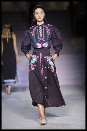 London Fashion Week - Temperley Modenschau . 19 02 2017. London, United Kingdom. Temperley London show on the third day of London Fashion Week for Autumn Winter 2017.  xStephenxLockx xi-Imagesx IIM-14436-0010