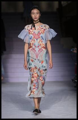 London Fashion Week - Temperley Modenschau . 19 02 2017. London, United Kingdom. Temperley London show on the third day of London Fashion Week for Autumn Winter 2017.  xStephenxLockx xi-Imagesx IIM-14436-0012