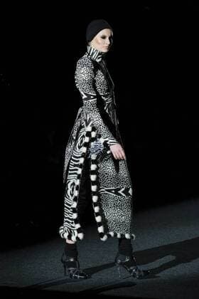 February 19, 2017 - Madrid, Spain - A model walks the runway at the MALNE show during the Mercedes-Benz Madrid Fashion Week Autumn Winter 2017 2018 at IFEMA on February 19, 2017 in Madrid, Spain Madrid Spain  - ZUMAn230 20170219_zaa_n230_406 Copyright: xOscarxGonzalezx