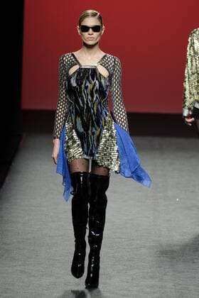 February 19, 2017 - Madrid, Spain - Model Carla Pereira walks the runway at the Custo Barcelona show during the Mercedes-Benz Madrid Fashion Week Autumn Winter 2017 at Ifema on February 19, 2017 in Madrid, Spain. Madrid Spain  - ZUMAn230 20170219_zaa_n230_873 Copyright: xOscarxGonzalezx