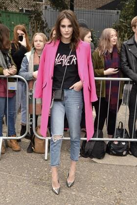Charlotte Wiggins bei der Topshop Unique AW17 Fashion Show auf der London Fashion Week AW17 in der Tate Modern. London, 19.02.2017 Charlotte Wiggins  Foto:xS.xVasx xFuturexImage